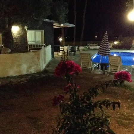 Cute Peacefull House Near The Beach In Ekincik